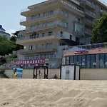 зора-обзор Apartment Obsor